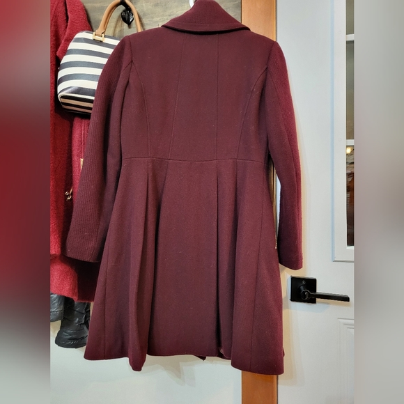 GUESS fall/ winter coat - Picture 2 of 9